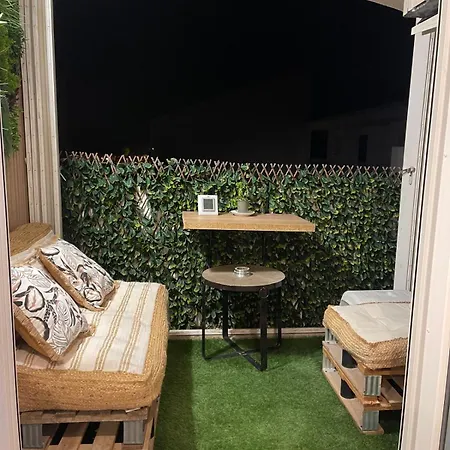 Avec Clim Et Balcon Apartment *